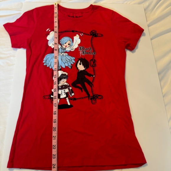 Red Black Butler Graphic T-shirt Size: Small EUG - Picture 5 of 6